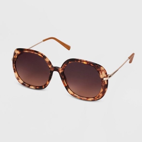 a new day Accessories - Retro Style Sunglasses - NWT